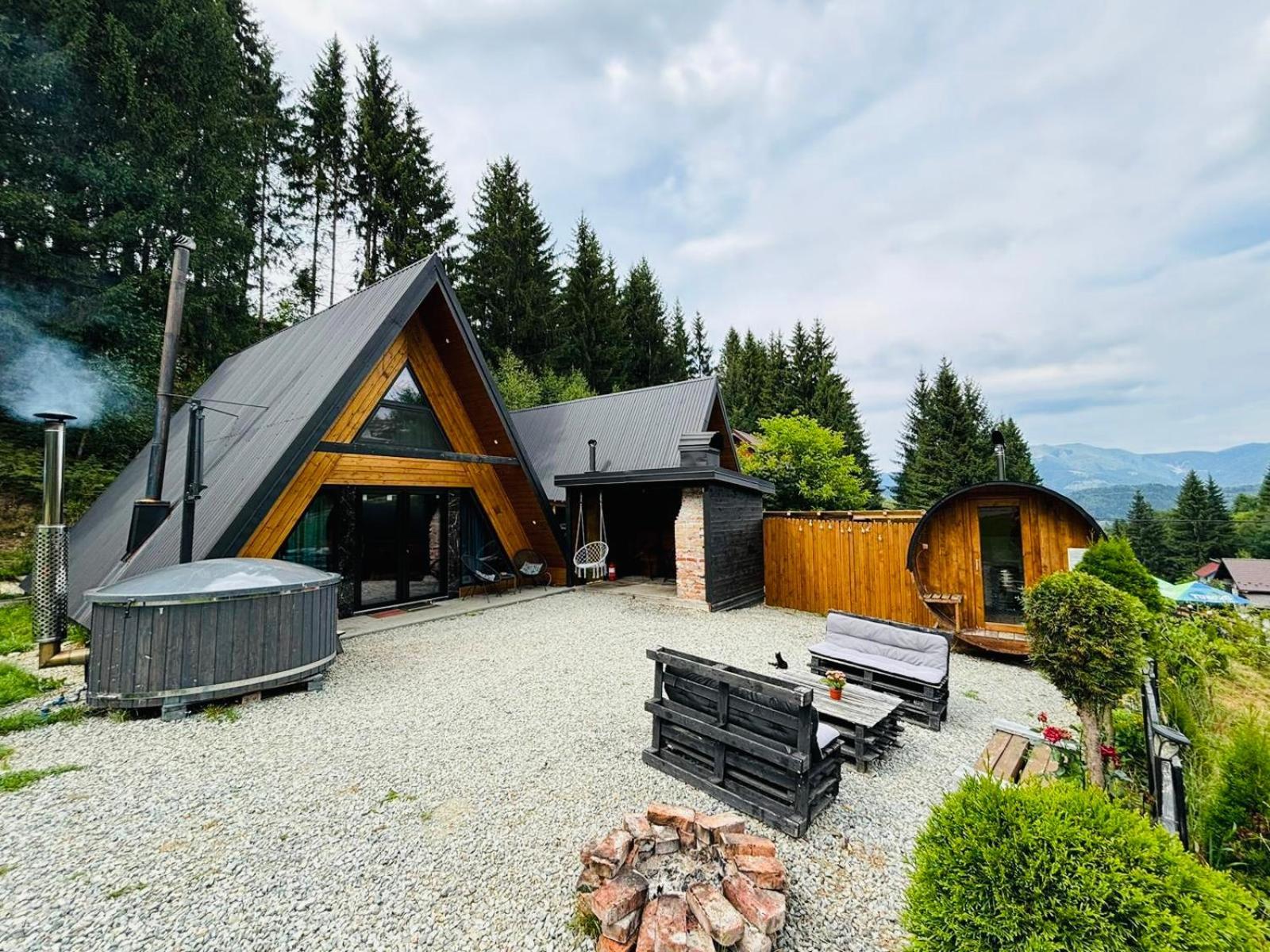 Cabana Green Hill Borşa エクステリア 写真